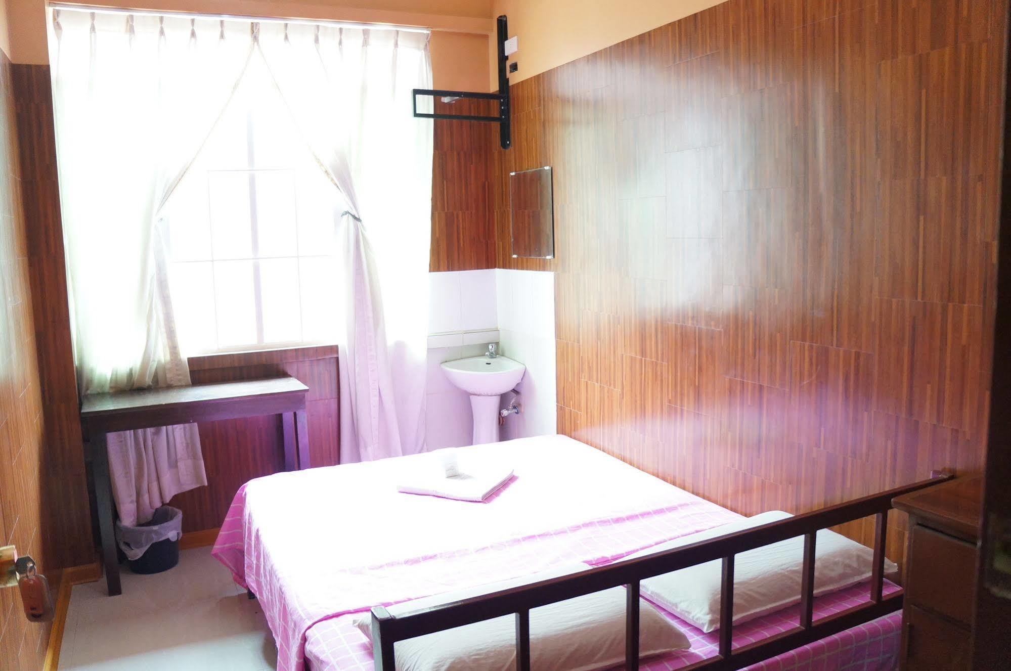 Daylight Inn Davao Zewnętrze zdjęcie