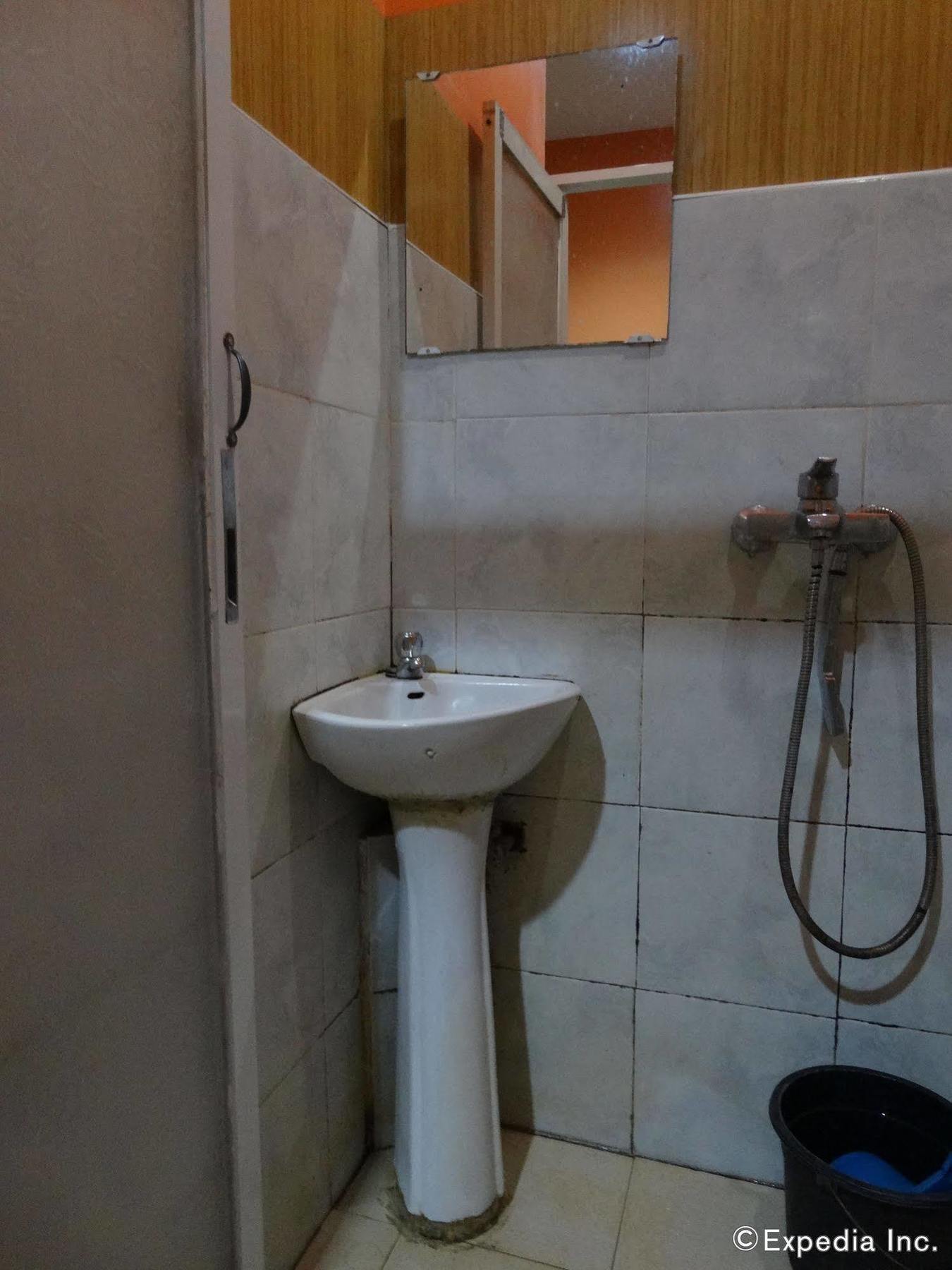 Daylight Inn Davao Zewnętrze zdjęcie