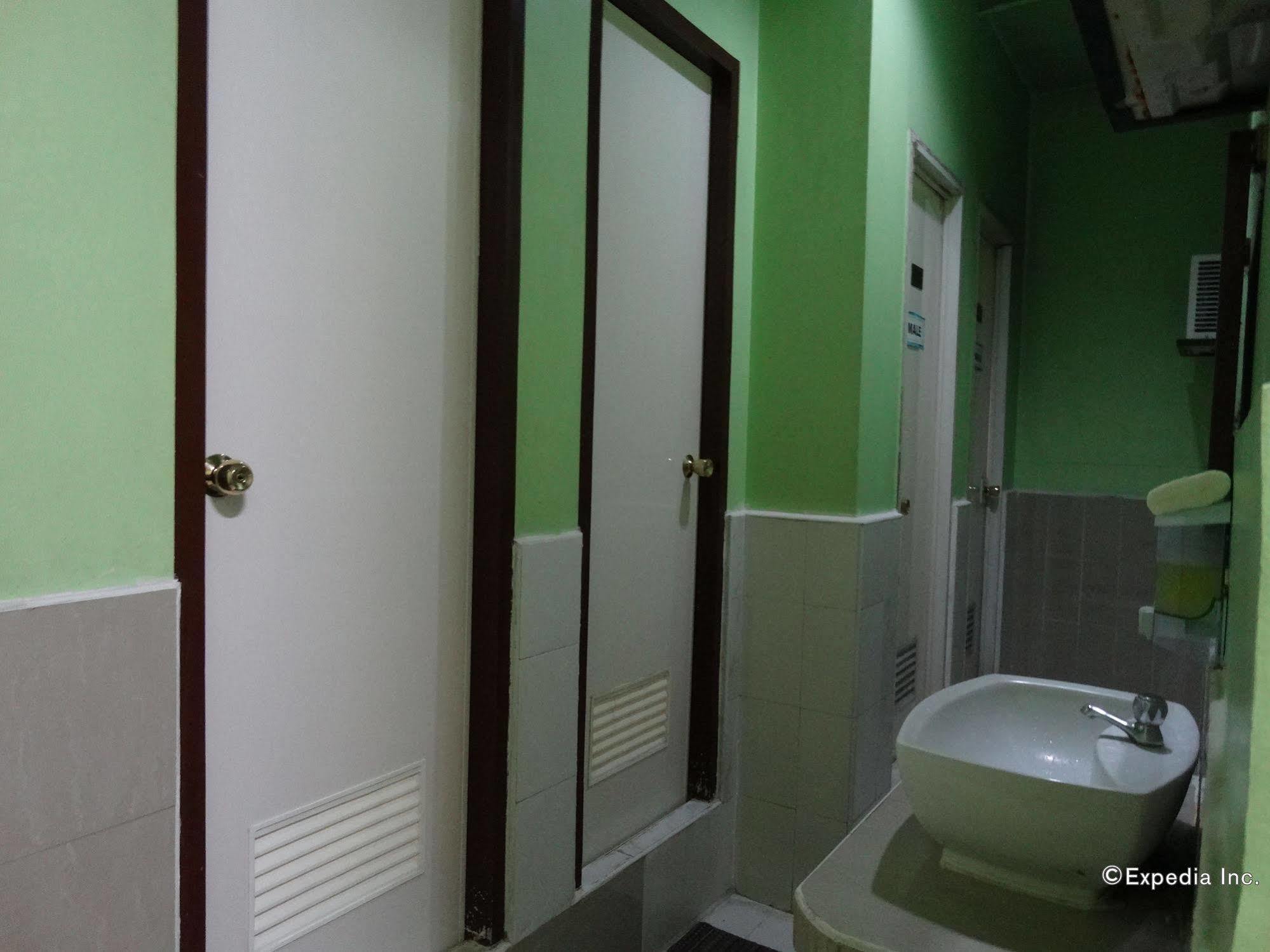 Daylight Inn Davao Zewnętrze zdjęcie
