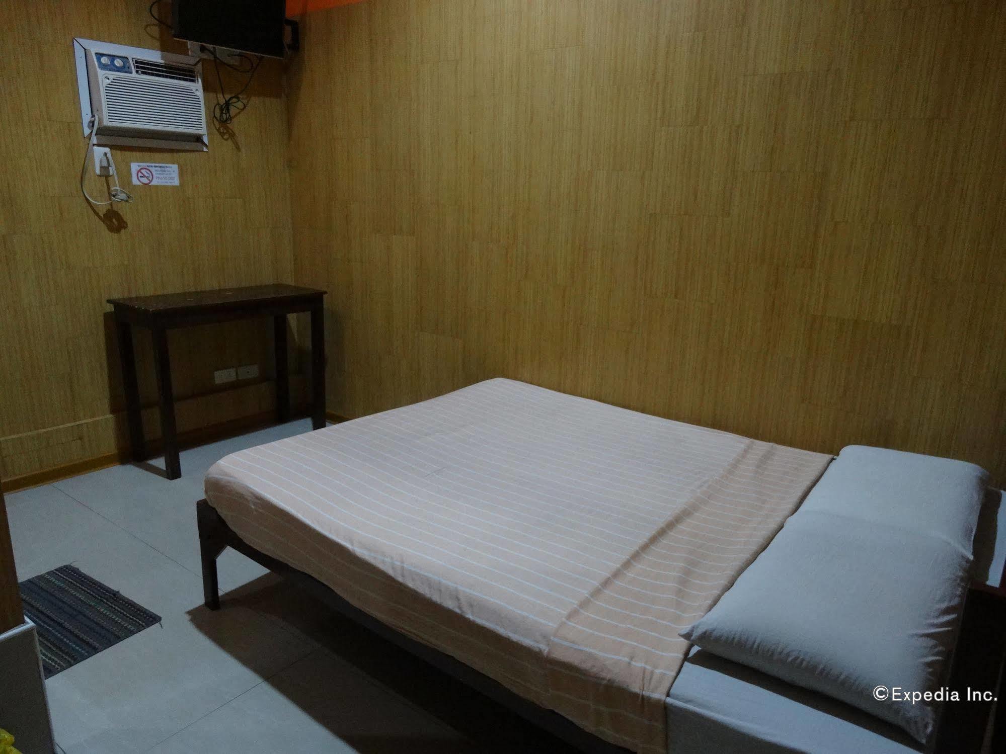 Daylight Inn Davao Zewnętrze zdjęcie