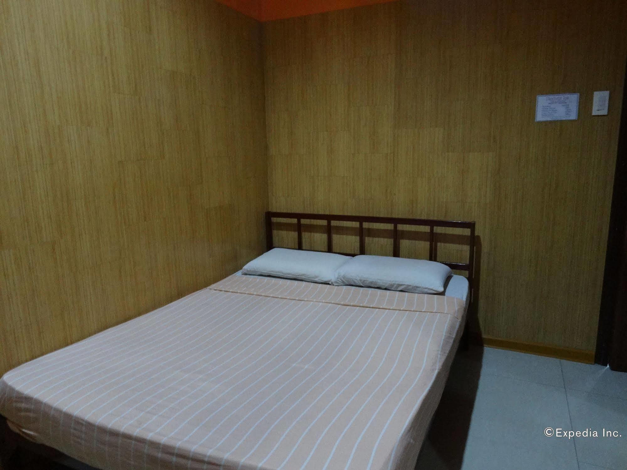 Daylight Inn Davao Zewnętrze zdjęcie