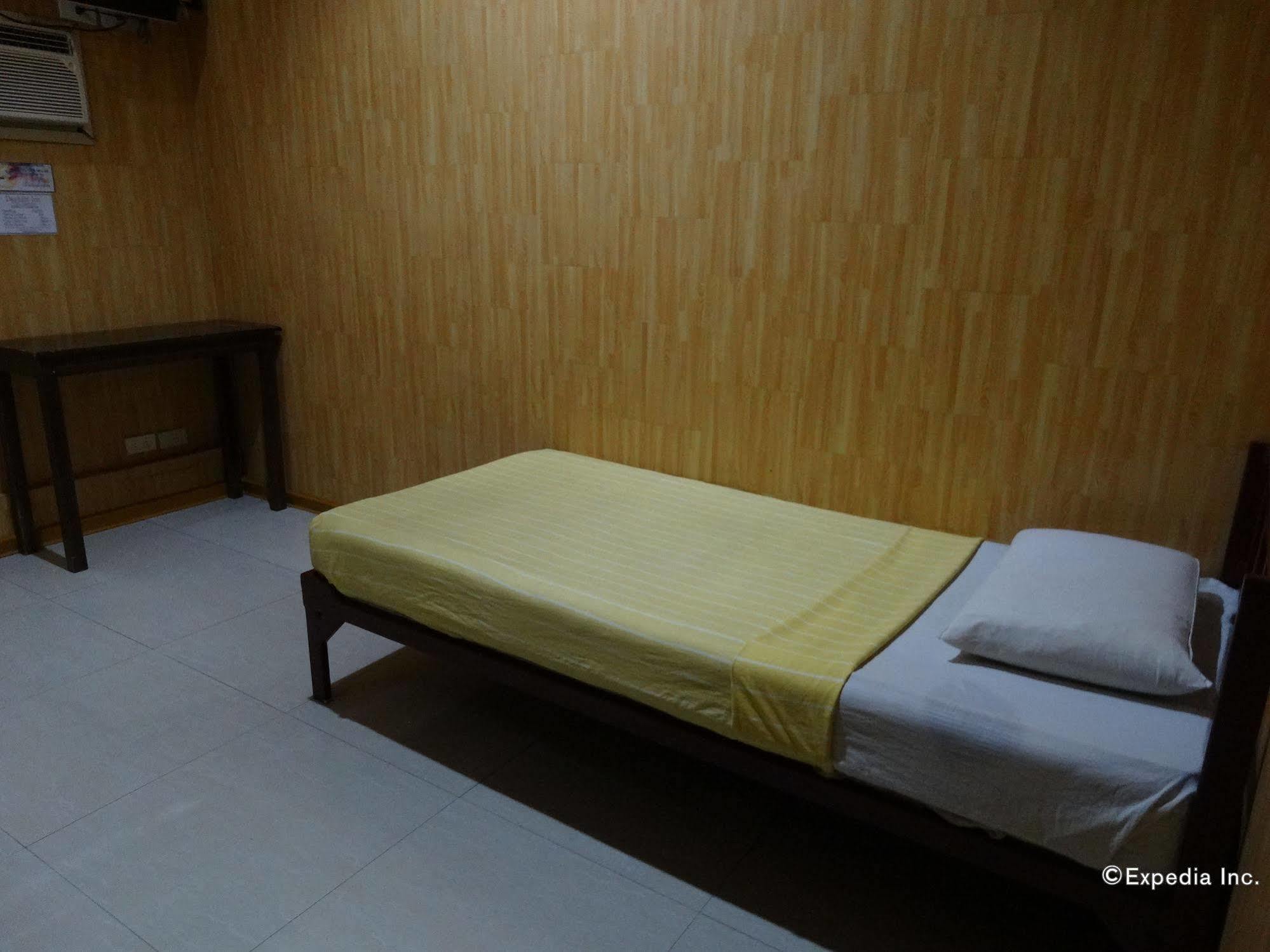 Daylight Inn Davao Zewnętrze zdjęcie