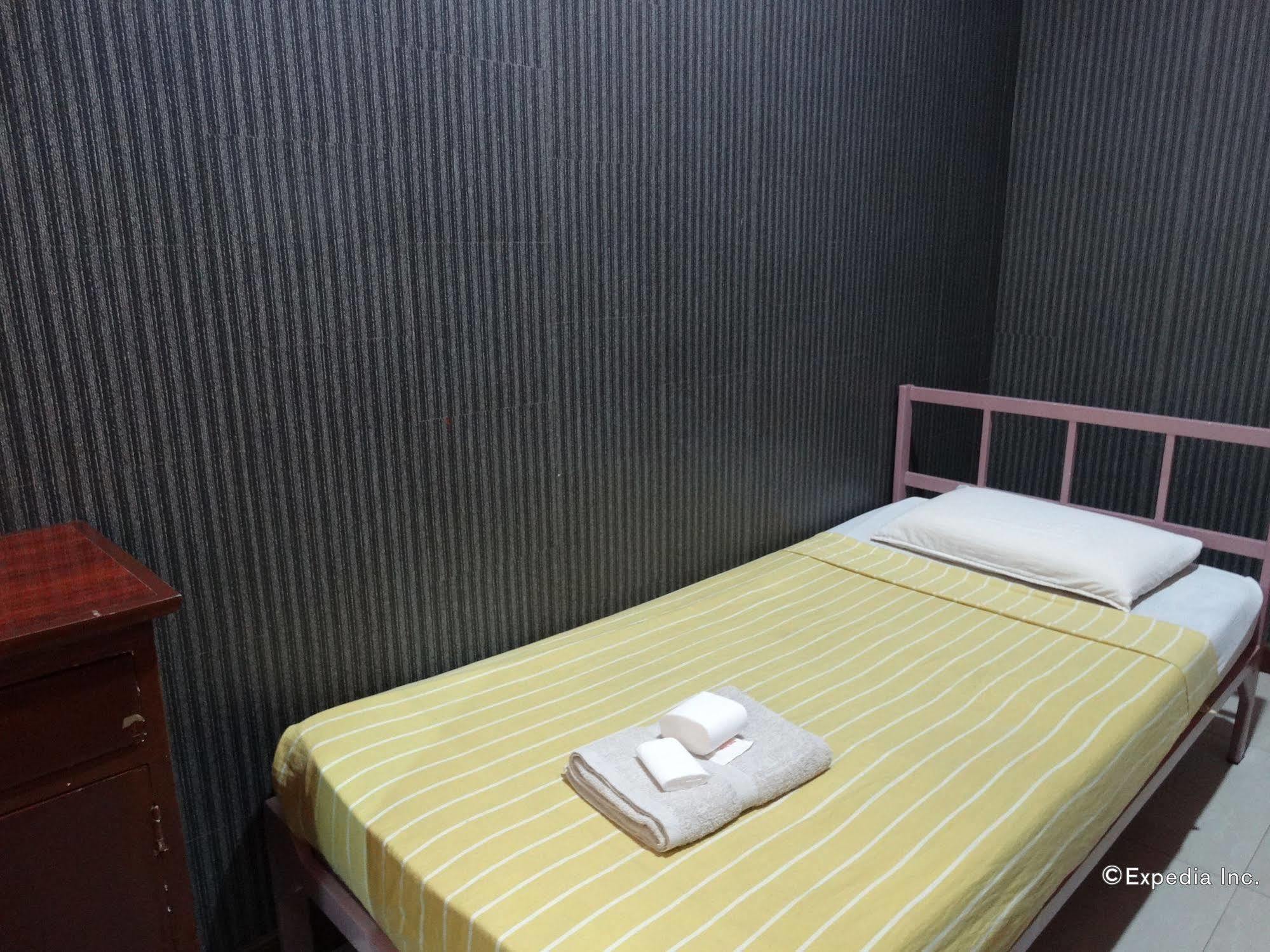 Daylight Inn Davao Zewnętrze zdjęcie