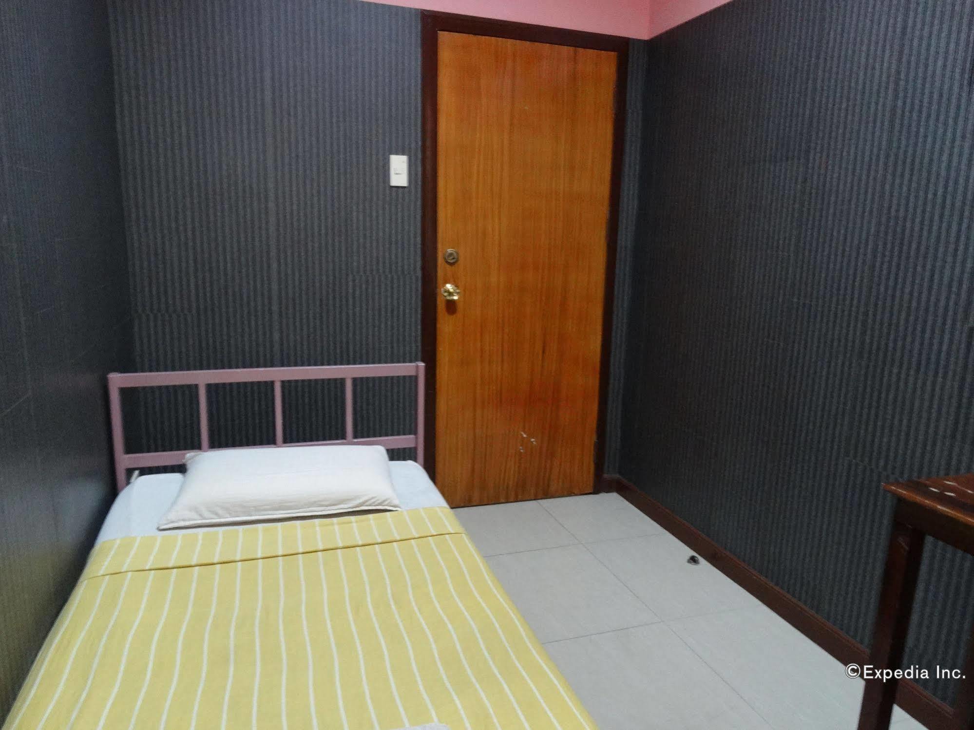 Daylight Inn Davao Zewnętrze zdjęcie