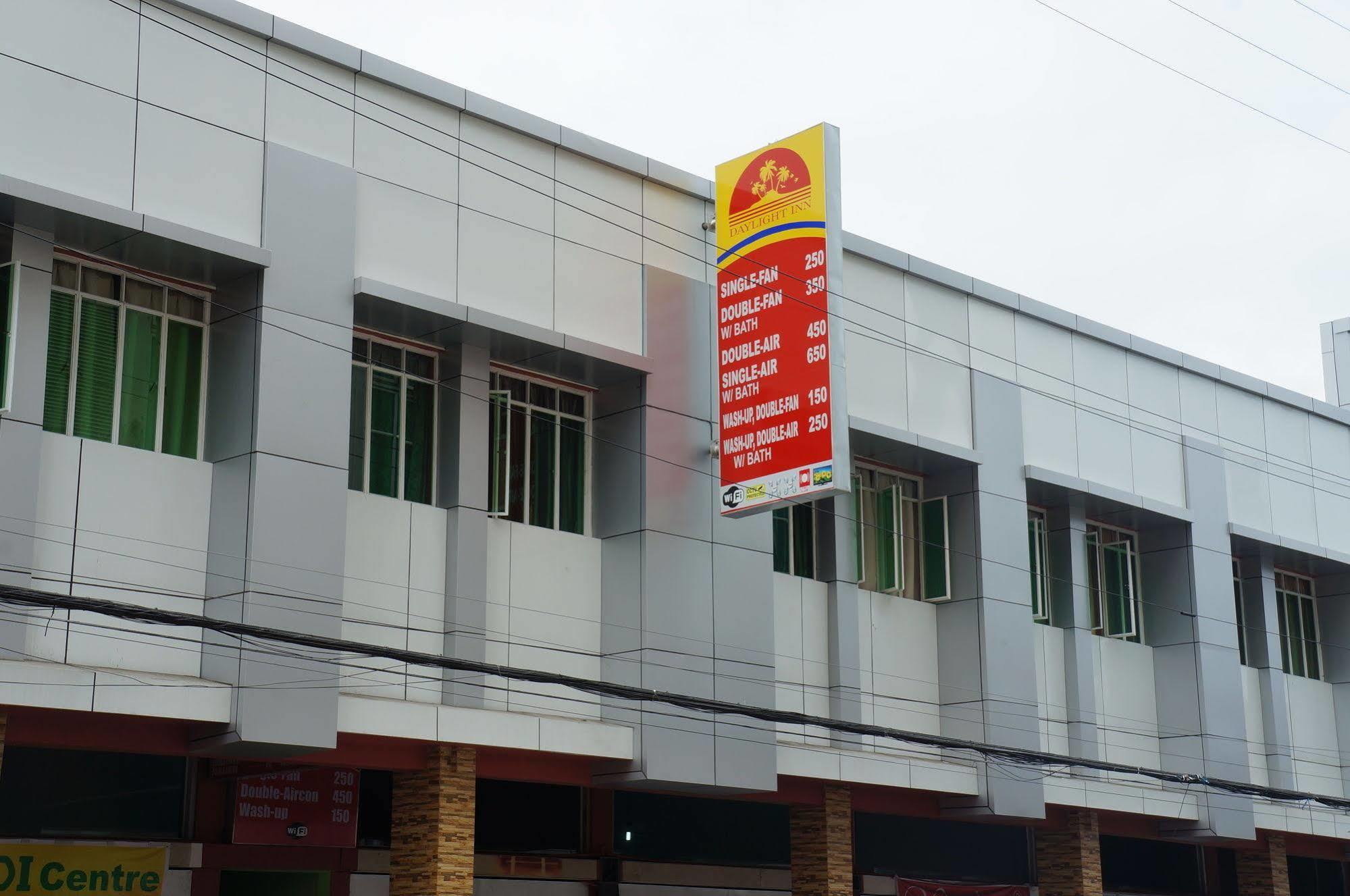 Daylight Inn Davao Zewnętrze zdjęcie