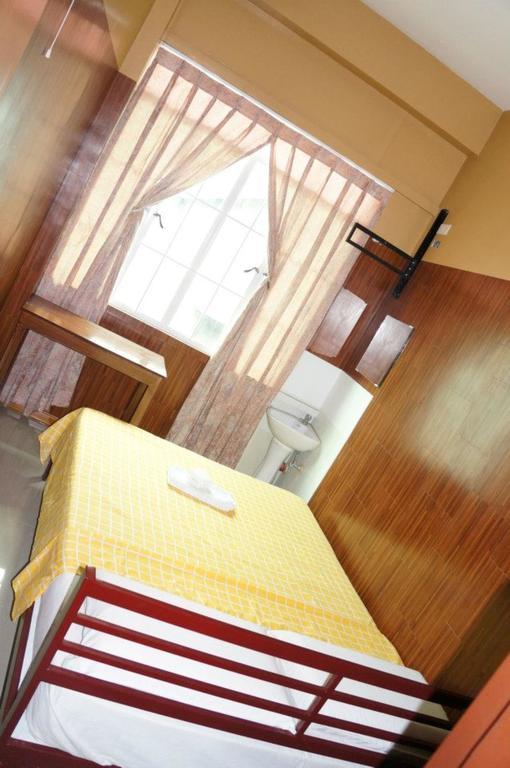 Daylight Inn Davao Zewnętrze zdjęcie